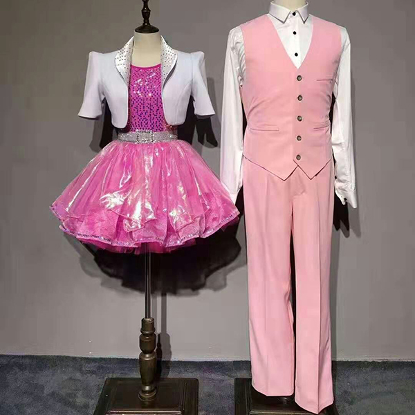 粉色男女套装